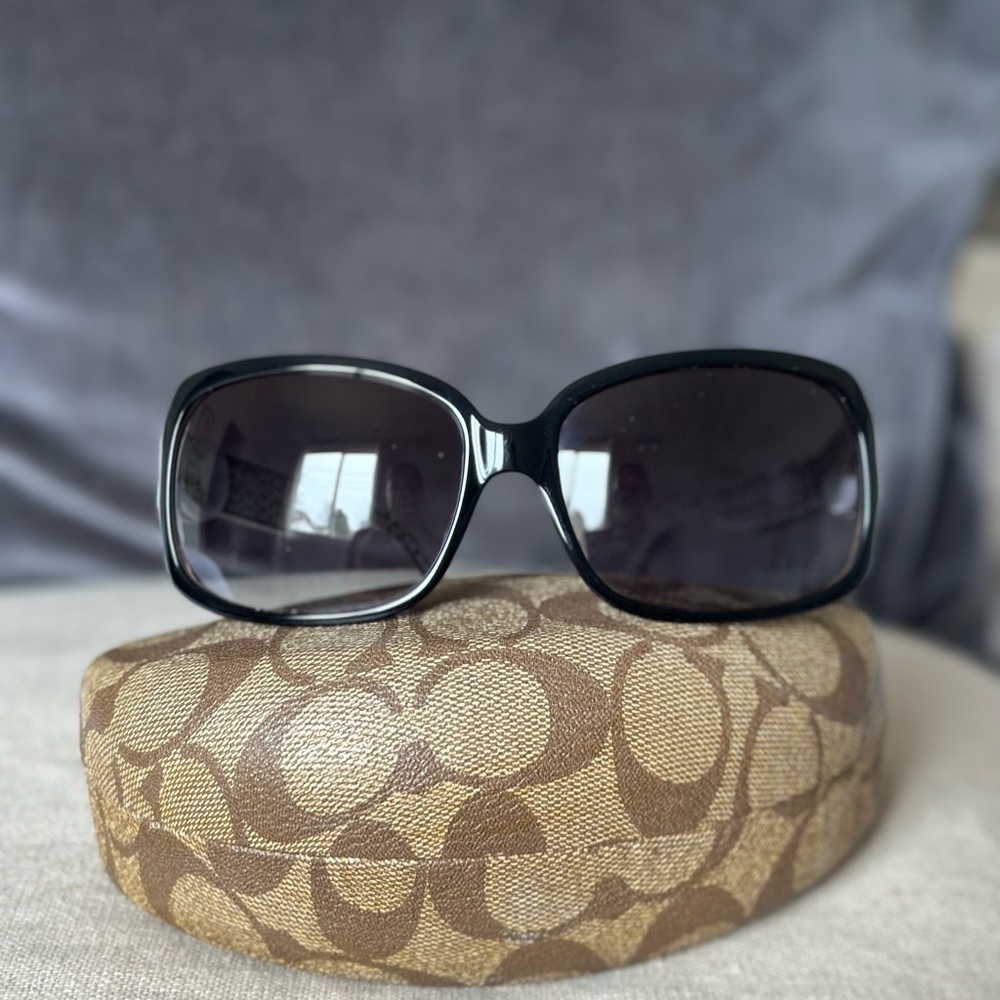 Black Designer Women's Sunglasses